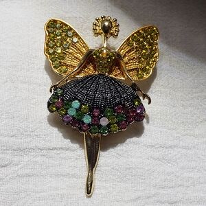 Beautiful Goldtone Ballerina Brooch or Necklace with Moveable Legs